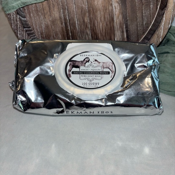 Beekman 1802 Facial Cleansing Wipes • 100 COUNT• Beekman Skincare • New Skincare - Picture 1 of 4